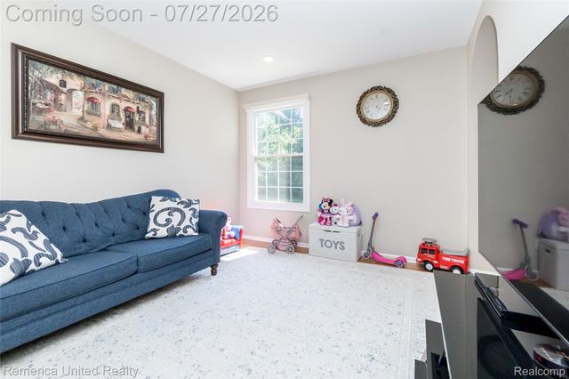 7112 Winding Brook Court 30, West Bloomfield Charter Township, MI 48322