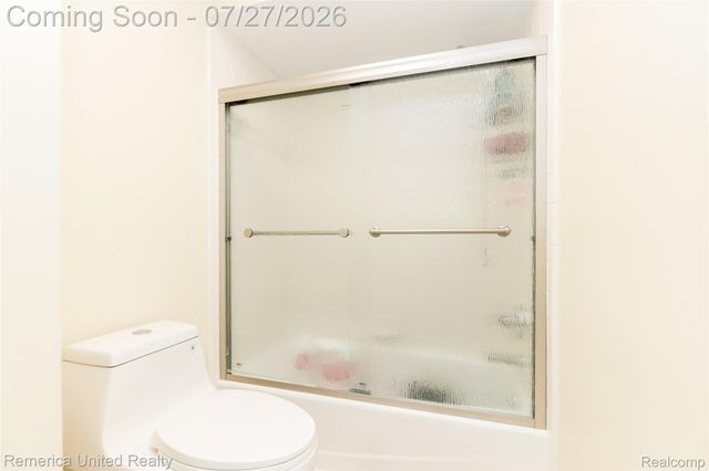 7112 Winding Brook Court 30, West Bloomfield Charter Township, MI 48322