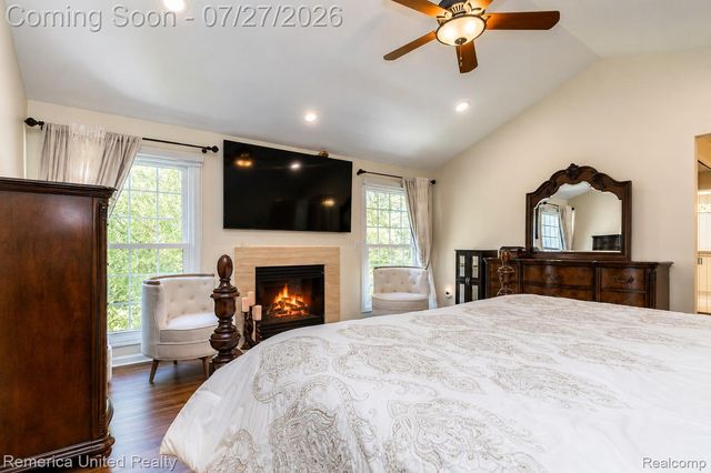 7112 Winding Brook Court 30, West Bloomfield Charter Township, MI 48322