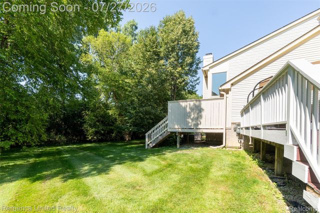 7112 Winding Brook Court 30, West Bloomfield Charter Township, MI 48322