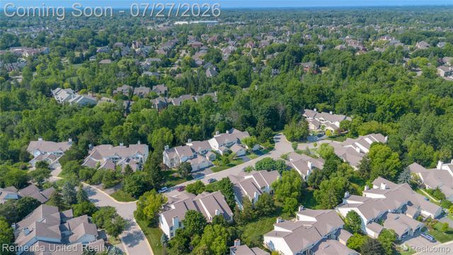 7112 Winding Brook Court 30, West Bloomfield Charter Township, MI 48322