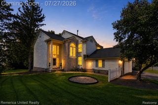 7112 Winding Brook Court 30, West Bloomfield Charter Township, MI 48322