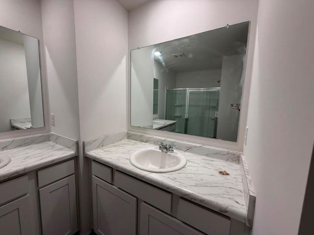 727 Aura Trail, Lawrenceville, GA 30045
