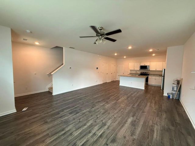 727 Aura Trail, Lawrenceville, GA 30045