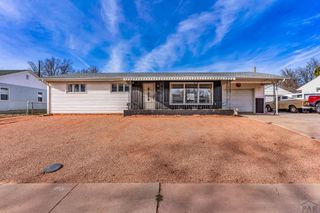 312 Kenwood Dr, Pueblo, CO 81004