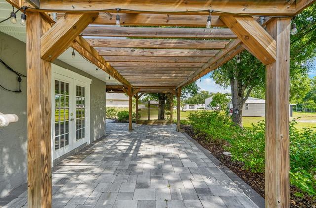 1821 RACIMO DRIVE, Sarasota, FL 34240