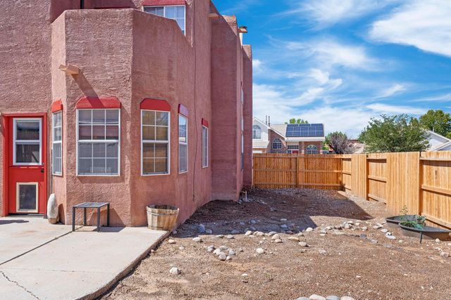6716 Carney Avenue NW, Albuquerque, NM 87120