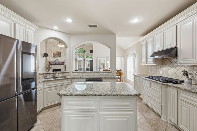 5628 Mount Storm Way, Fort Worth, TX 76179