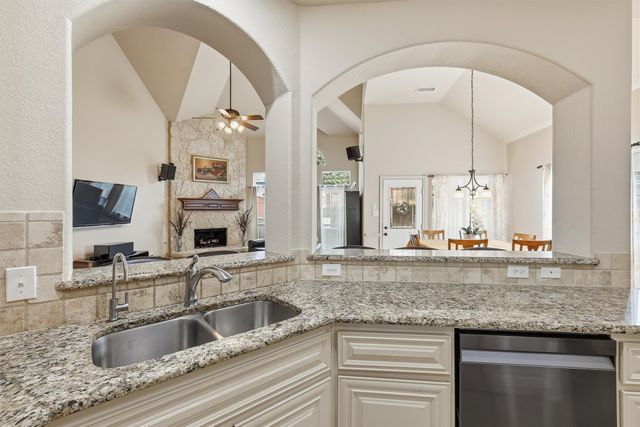 5628 Mount Storm Way, Fort Worth, TX 76179