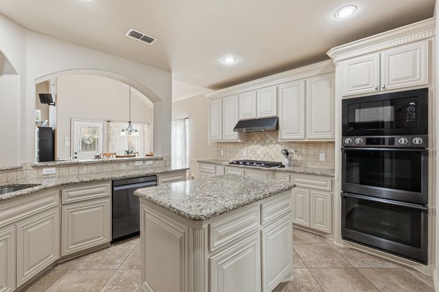 5628 Mount Storm Way, Fort Worth, TX 76179