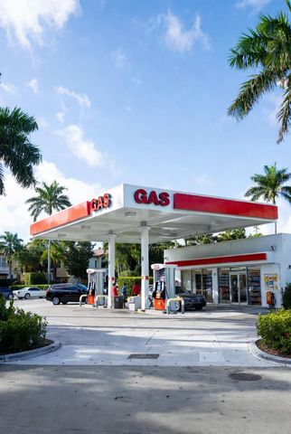 Gas Station, Miami, FL 32009