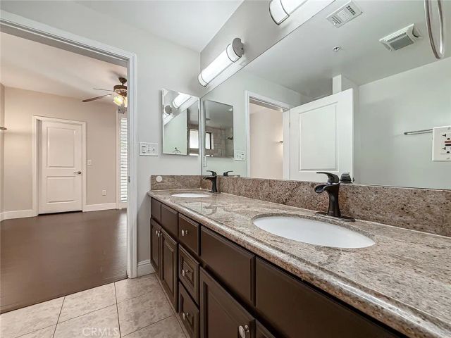 4724 Kester 109, Sherman Oaks, CA 91403