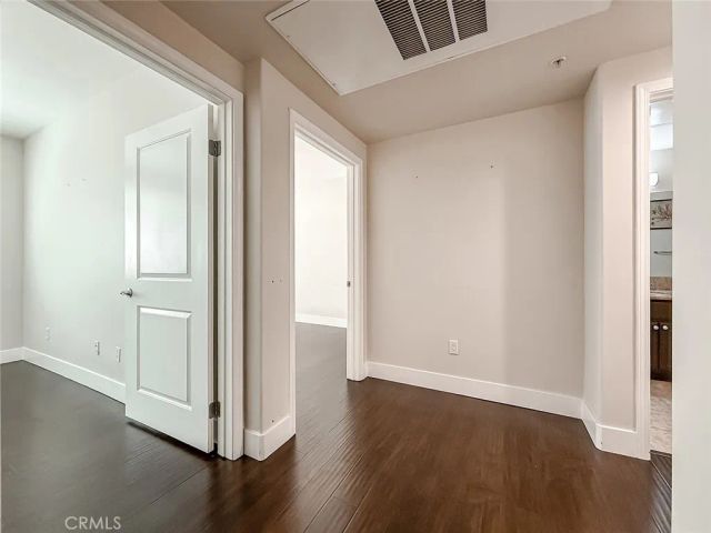 4724 Kester 109, Sherman Oaks, CA 91403