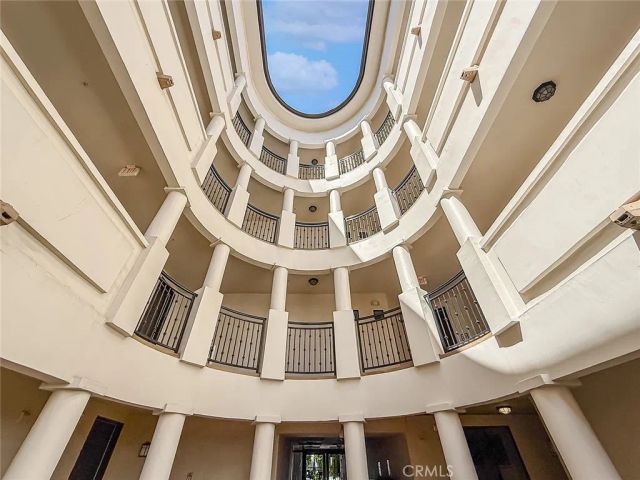 4724 Kester 109, Sherman Oaks, CA 91403