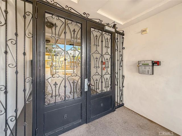 4724 Kester 109, Sherman Oaks, CA 91403