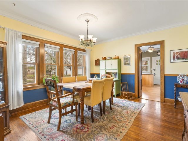 302 N Rockford Avenue, Rockford, IL 61107