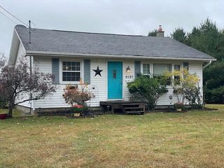 6087 Kelly Drive, Jackson, MI 49201