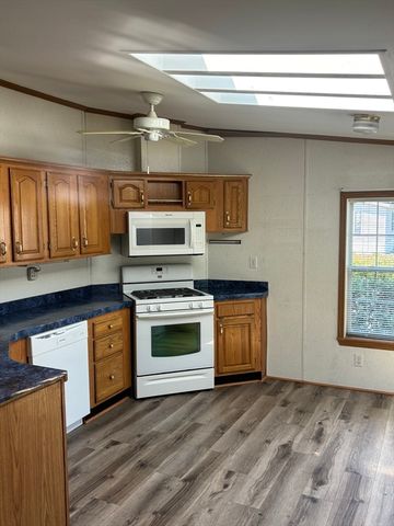 637 South Washington St 44, North Attleboro, MA 02760