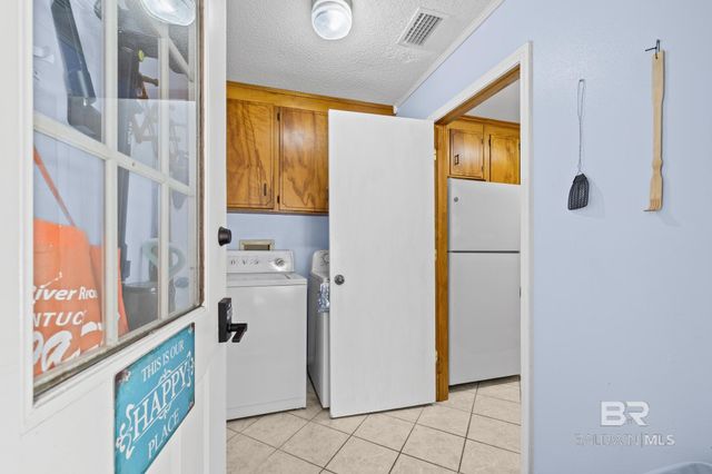 1437 Rio Circle, Lillian, AL 36549