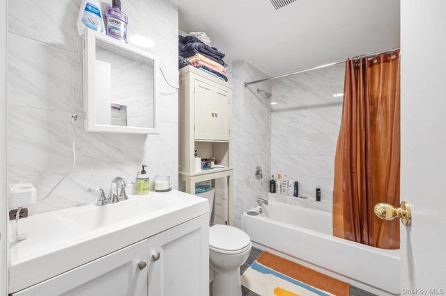 166 Schaefer Street, Brooklyn, NY 11207