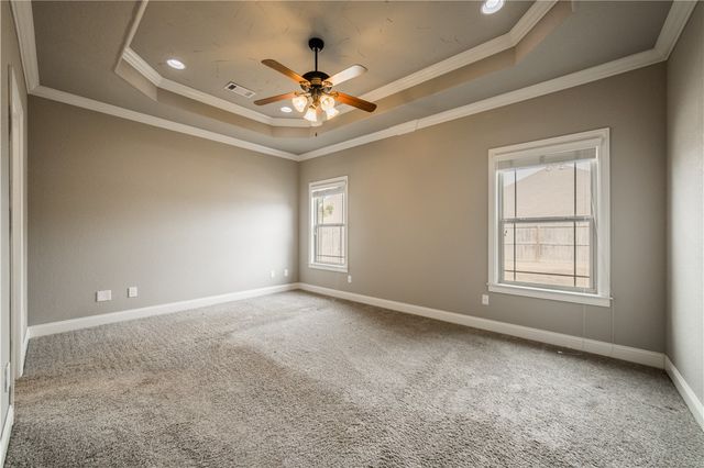 6101 Woodbine Drive, Rogers, AR 72758