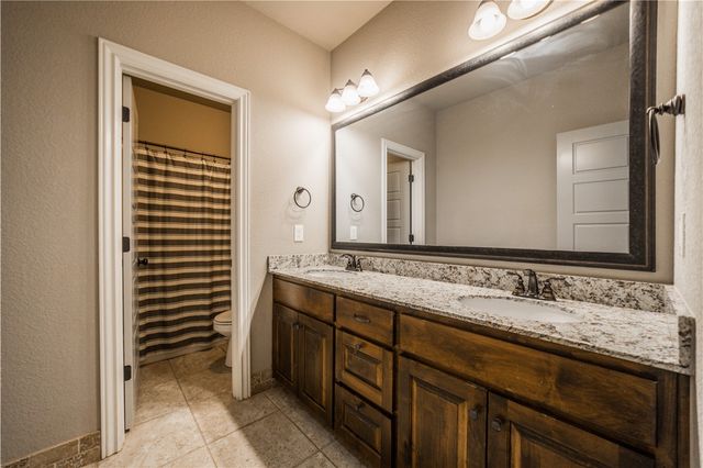 6101 Woodbine Drive, Rogers, AR 72758