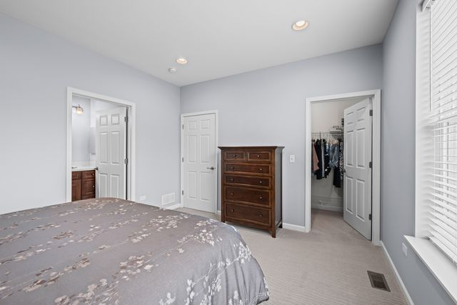 460 Mahogany Drive, Algonquin, IL 60102