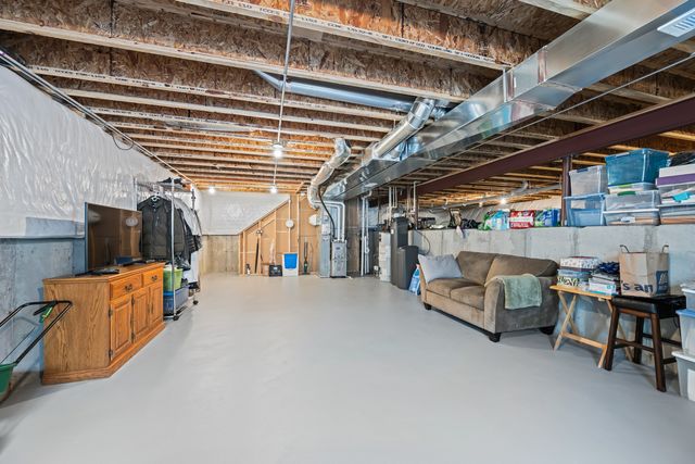 460 Mahogany Drive, Algonquin, IL 60102