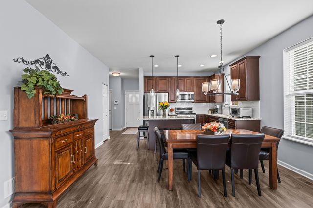 460 Mahogany Drive, Algonquin, IL 60102