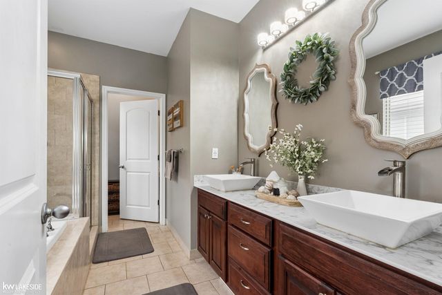 18202 Tiger Drive, Macomb, MI 48042