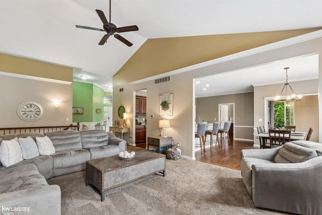 18202 Tiger Drive, Macomb, MI 48042