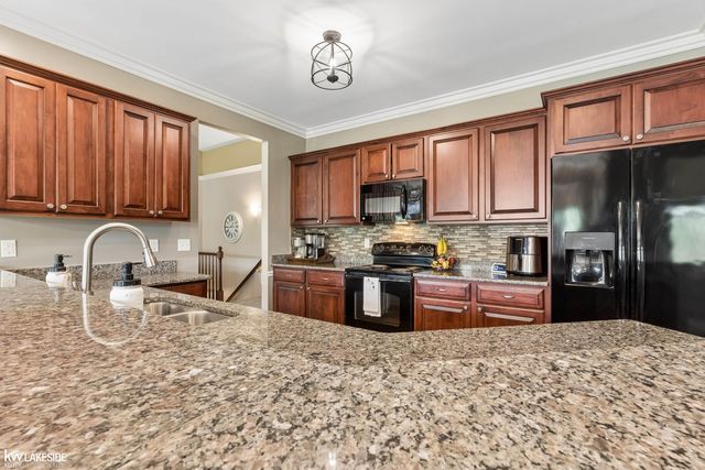 18202 Tiger Drive, Macomb, MI 48042