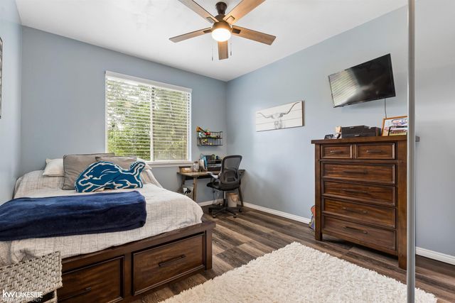 18202 Tiger Drive, Macomb, MI 48042
