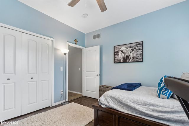 18202 Tiger Drive, Macomb, MI 48042