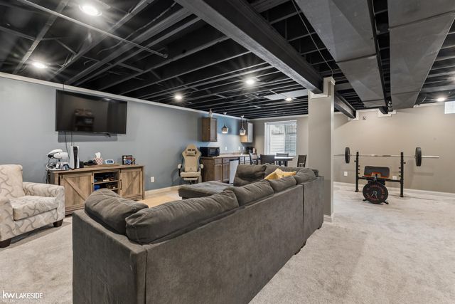 18202 Tiger Drive, Macomb, MI 48042
