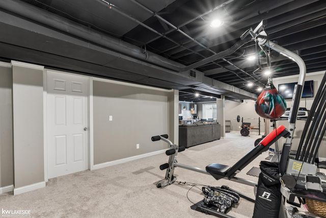 18202 Tiger Drive, Macomb, MI 48042
