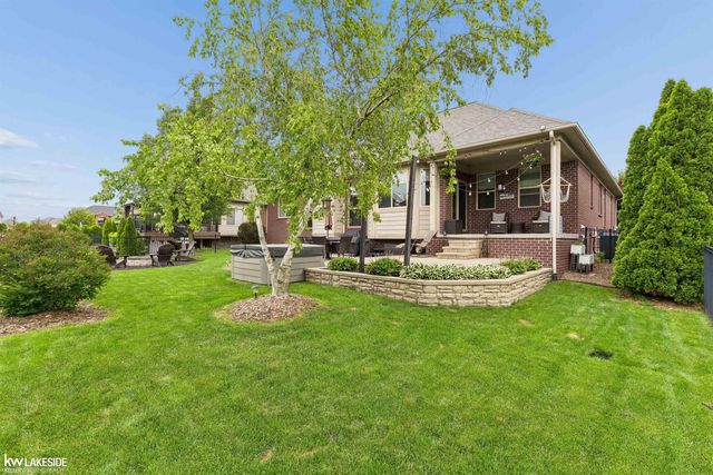 18202 Tiger Drive, Macomb, MI 48042