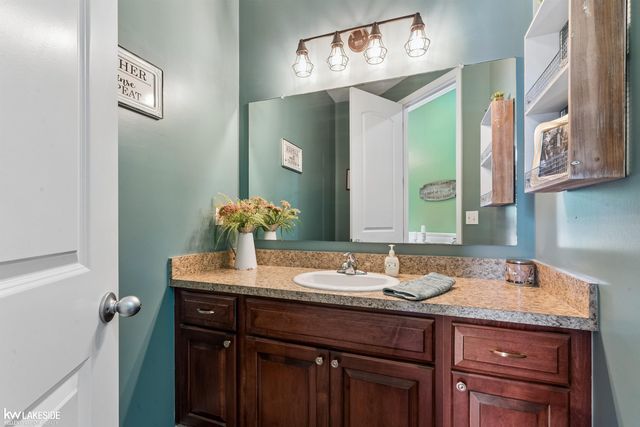 18202 Tiger Drive, Macomb, MI 48042