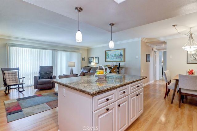 2045 Via Mariposa E Q, Laguna Woods, CA 92637