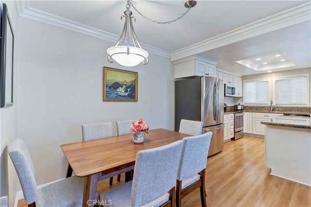 2045 Via Mariposa E Q, Laguna Woods, CA 92637