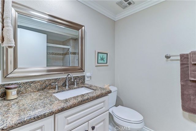 2045 Via Mariposa E Q, Laguna Woods, CA 92637