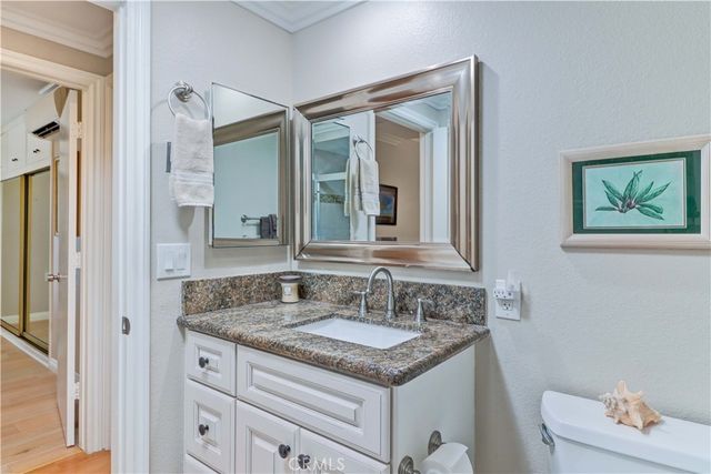 2045 Via Mariposa E Q, Laguna Woods, CA 92637