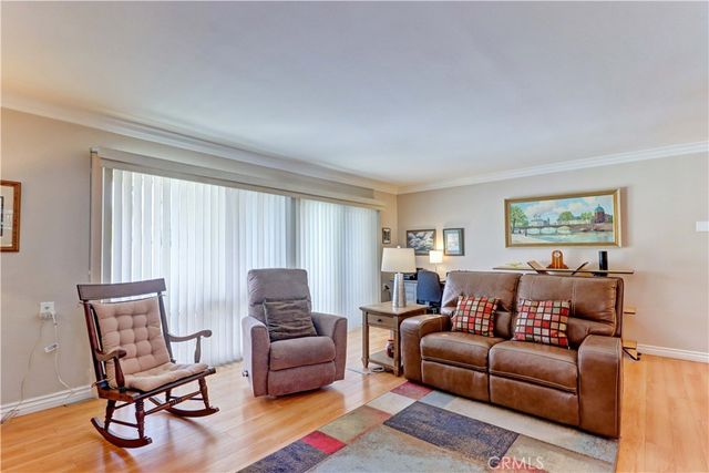 2045 Via Mariposa E Q, Laguna Woods, CA 92637