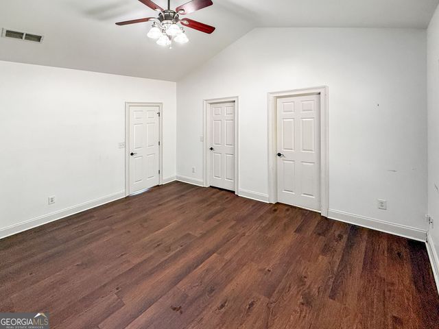 1100 Brookshire Court, Bogart, GA 30622