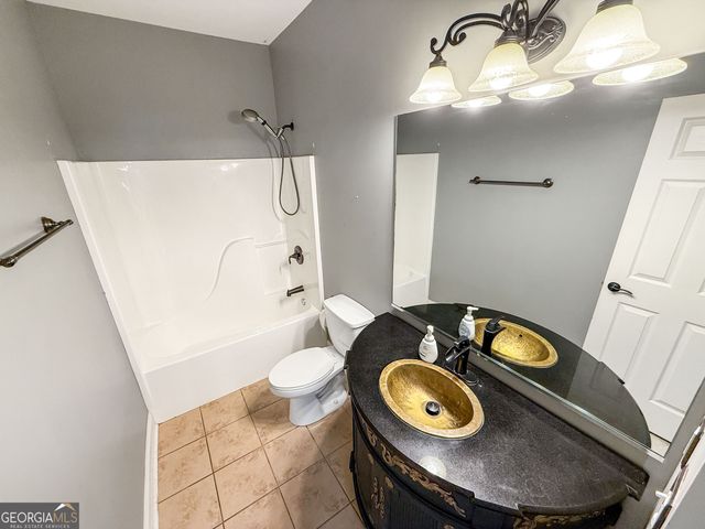 1100 Brookshire Court, Bogart, GA 30622