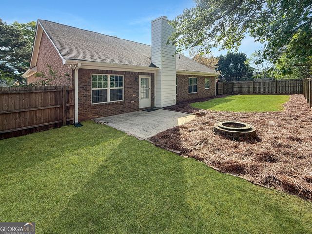 1100 Brookshire Court, Bogart, GA 30622