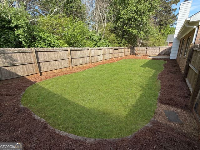 1100 Brookshire Court, Bogart, GA 30622
