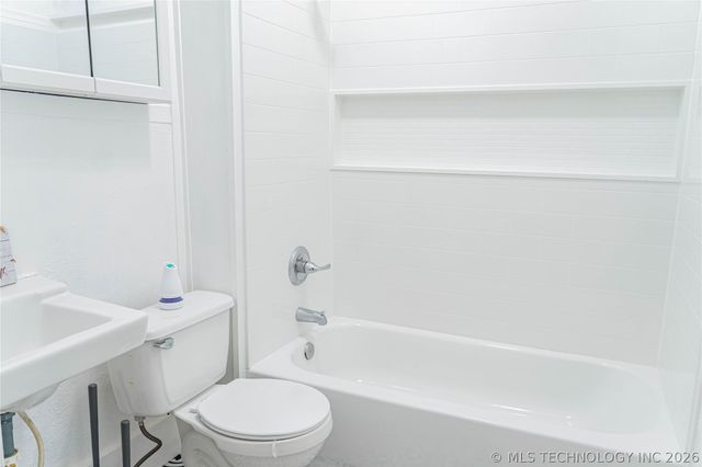 1247 N Boston Avenue, Tulsa, OK 74106