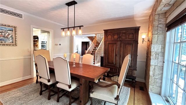 11 Sunrise Park, Pittsford, NY 14534