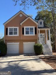 2500 Lake Royale Drive, Riverdale, GA 30296